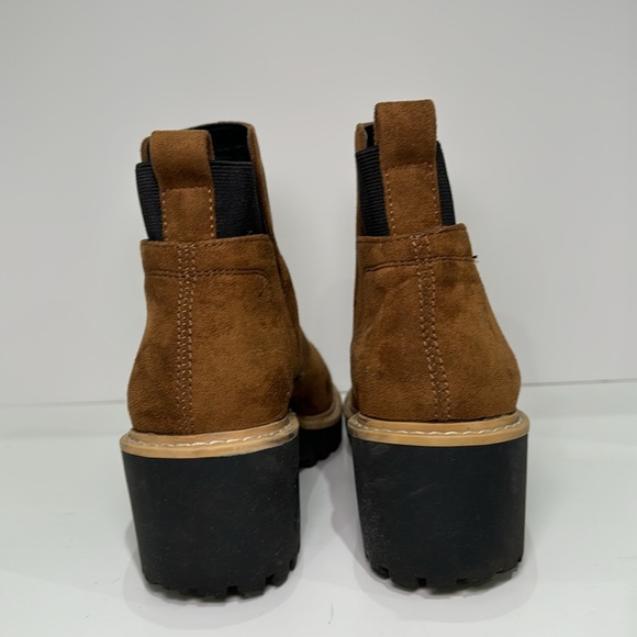 Women’s Dolce Vita Huey H20 Boots Dark Brown Suede Ankle Boots Size 8.5 - Picture 6 of 6